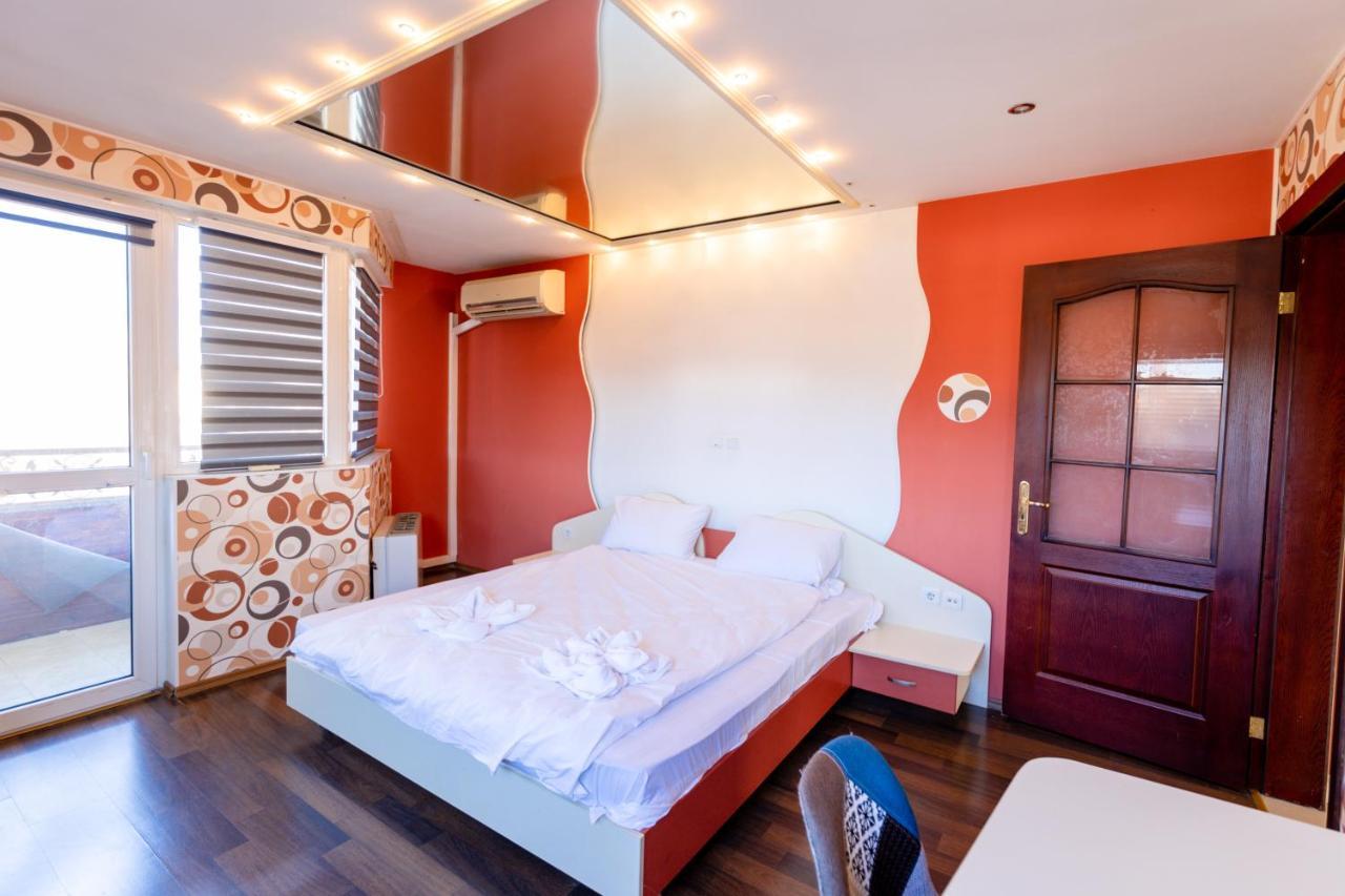 Sea And Mountain Hotel Prolesha Exterior foto