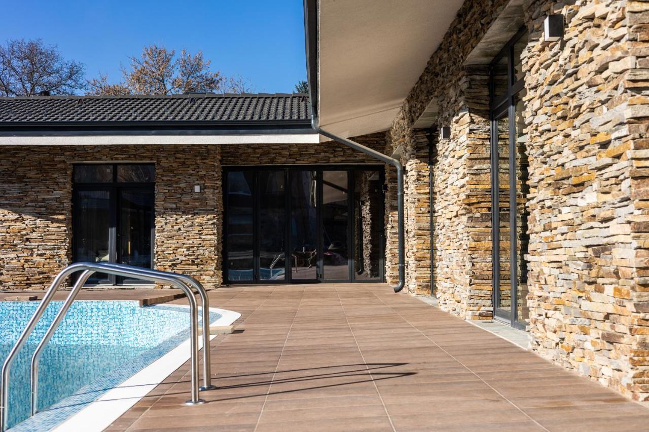 Sea And Mountain Hotel Prolesha Exterior foto